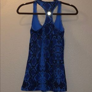 Lululemon tank